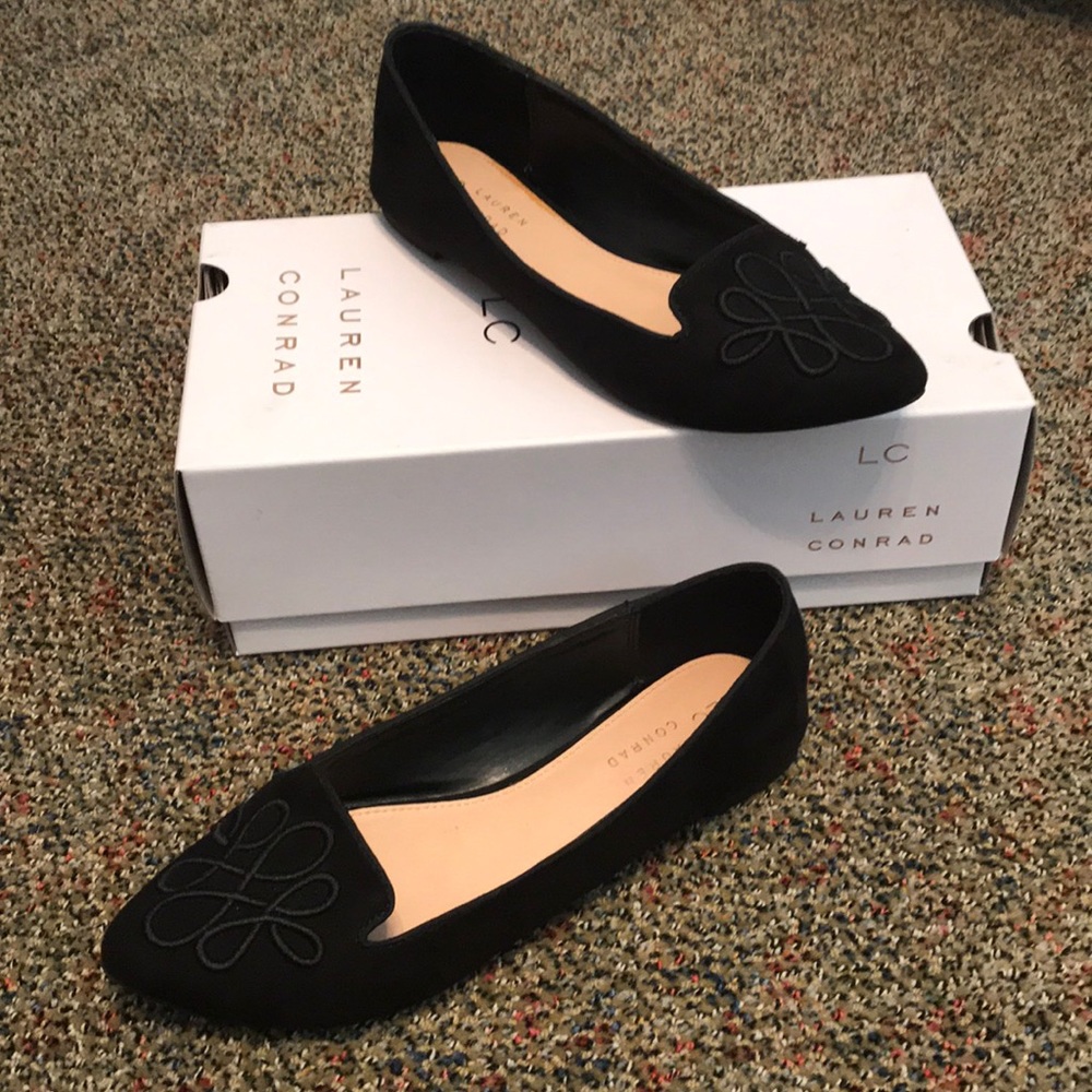 Black Pointed-toe Dress Flats